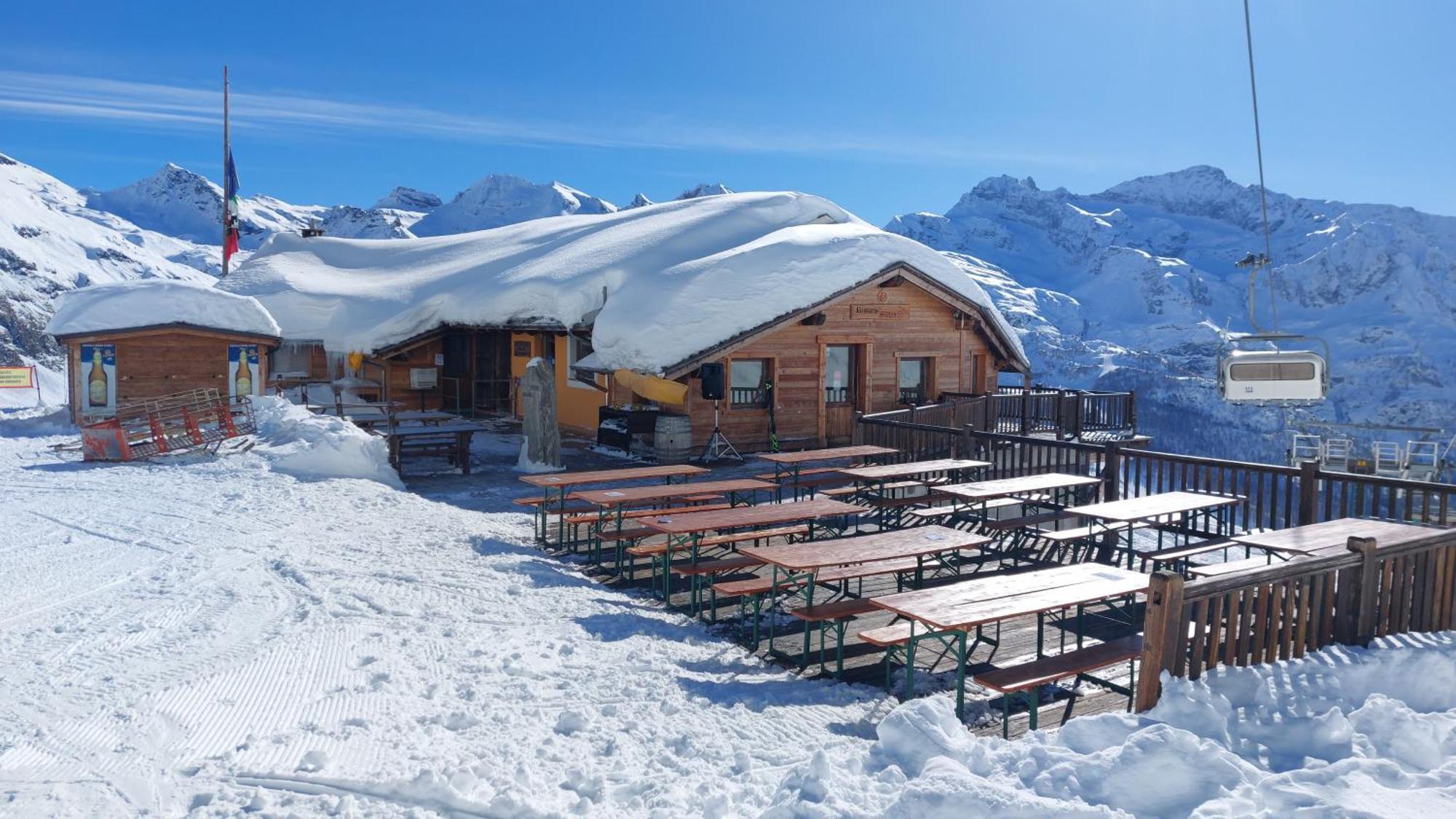 Hotel Ristoro Sitten - 2300 Mt
