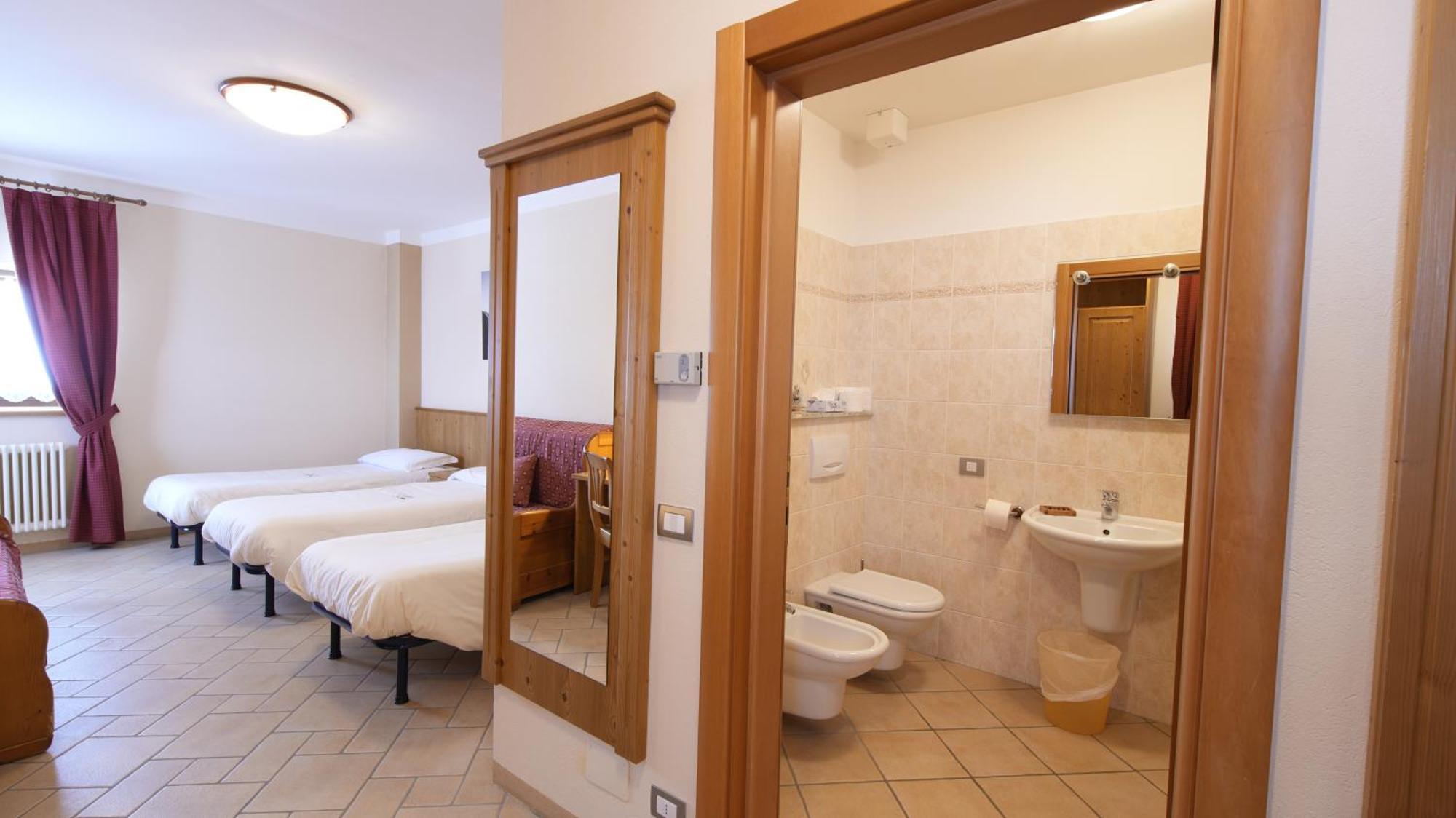 Hotel Ristoro Sitten - 2300 Mt